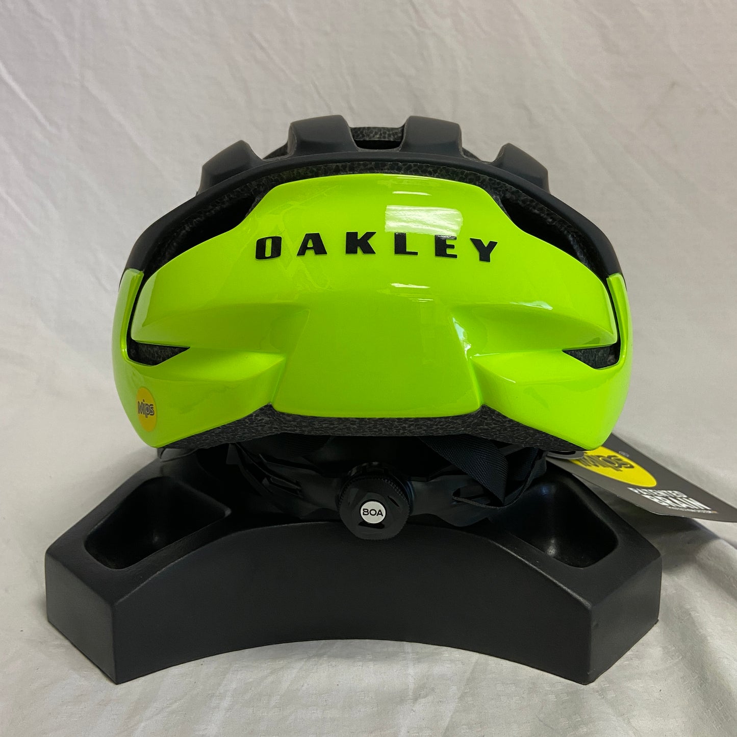 Oakley Aro 3 Cycling Helmet Black/Green Large *Open Box* - ExtremeSupply.com