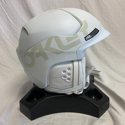 Oakley Mod 5 Snow Helmet Matte White Medium - ExtremeSupply.com