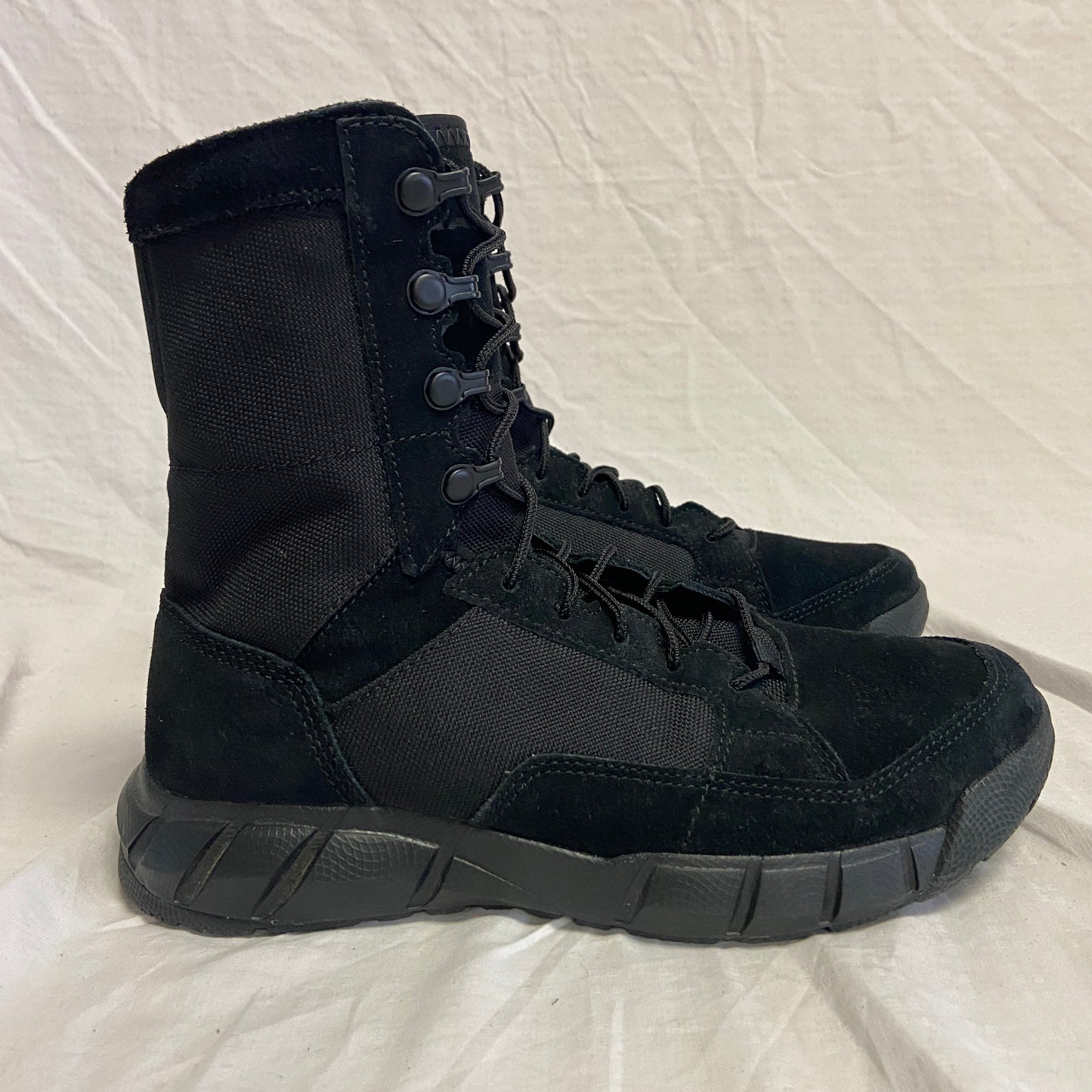 Oakley Light Assault 2 Boots Blackout Size 4.5 (Open Box) - ExtremeSupply.com