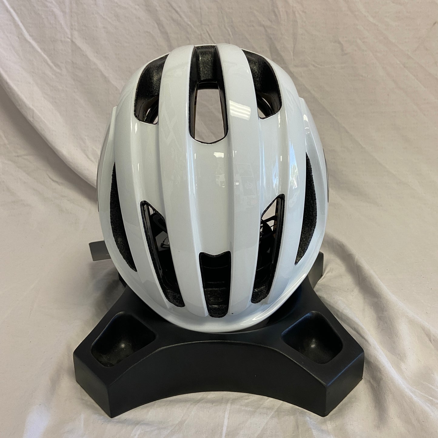 Oakley Aro 3 Cycling Helmet White Medium - ExtremeSupply.com